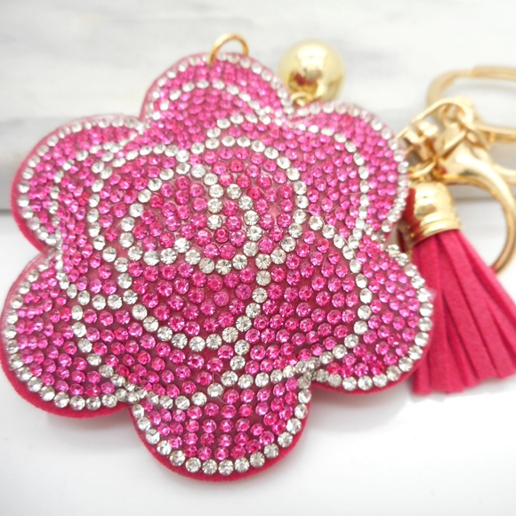 Bling Keychain Pale Pink Flower - Picture 1 of 3